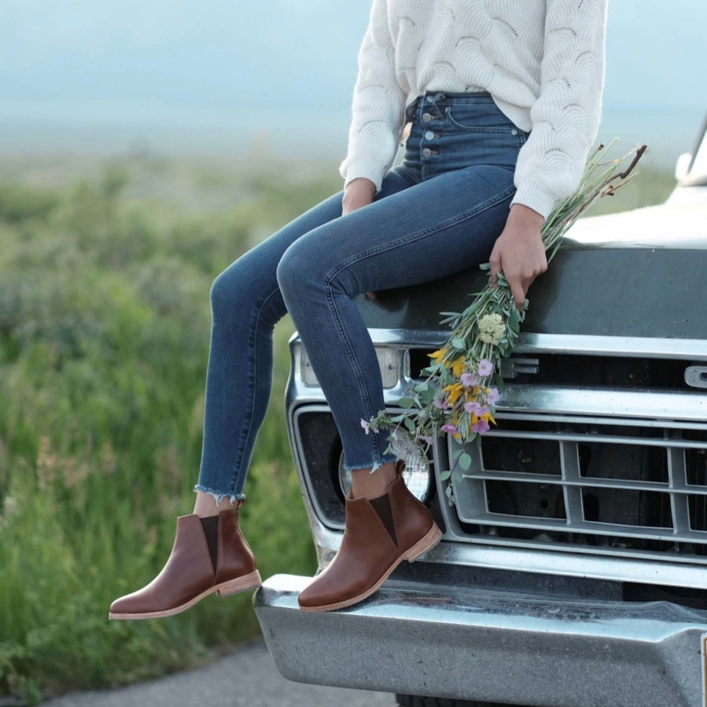 9 | Nisolo Everyday Chelsea Boot